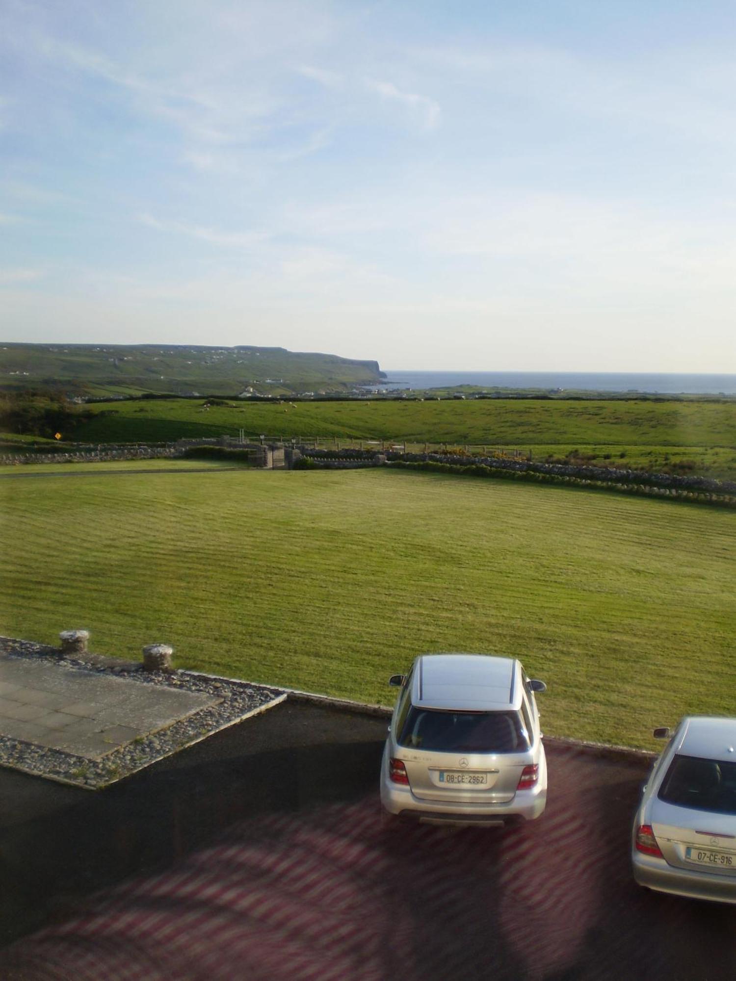 Aran View Country House And Lodge 둘린 외부 사진
